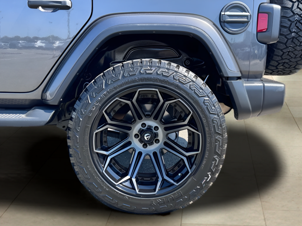 Used 2020 Jeep Wrangler Unlimited Sahara AWD/4WD image 41