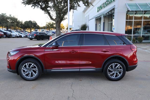 Used 2025 Lincoln Corsair FWD w/ Equipment Group 101A image 8