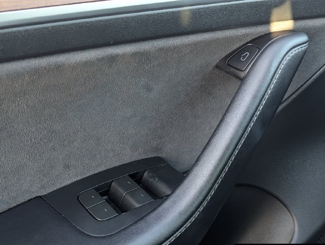 Used 2023 Tesla Model 3 Standard Range RWD image 15