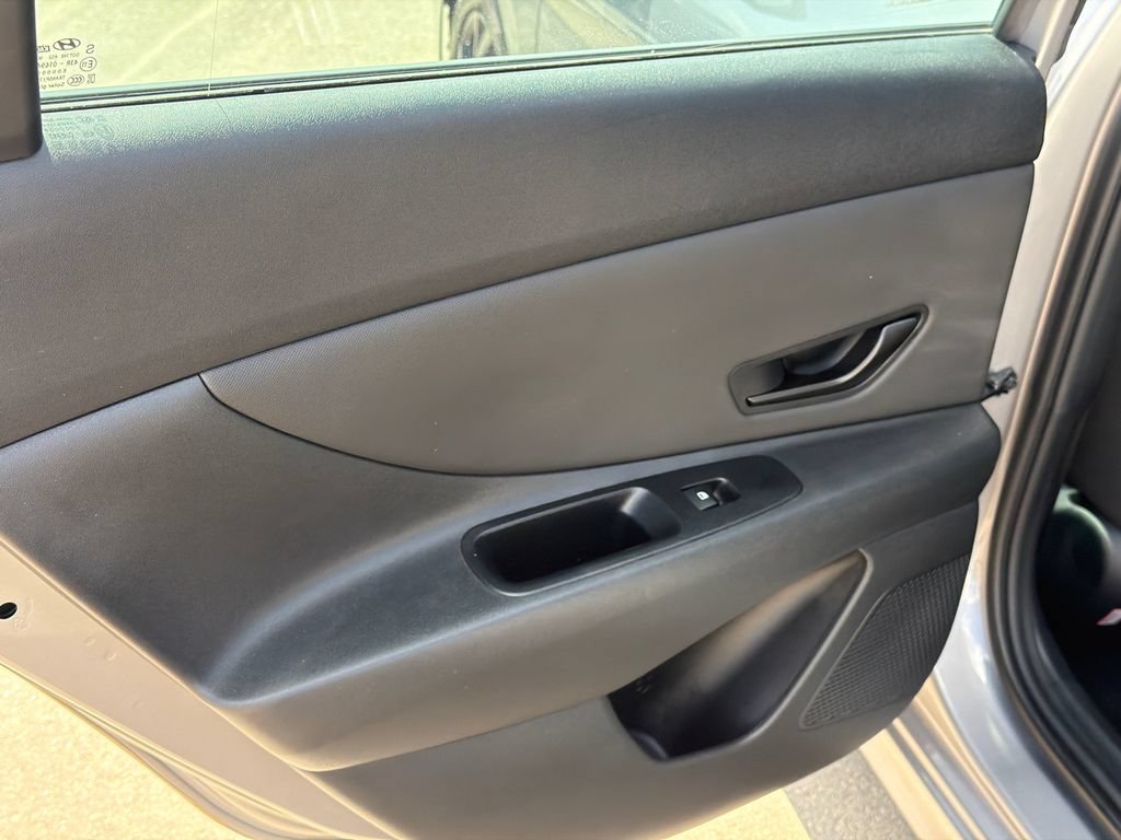 Certified 2026 Hyundai Elantra Sport FWD image 21
