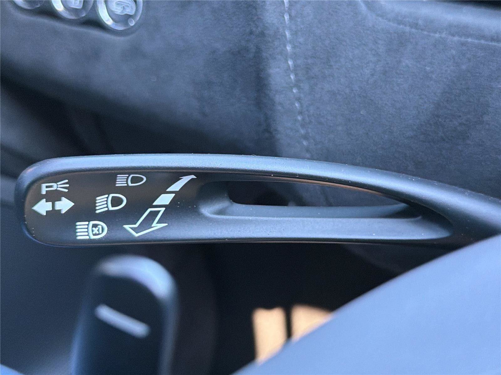 Used 2019 McLaren 720S RWD image 21
