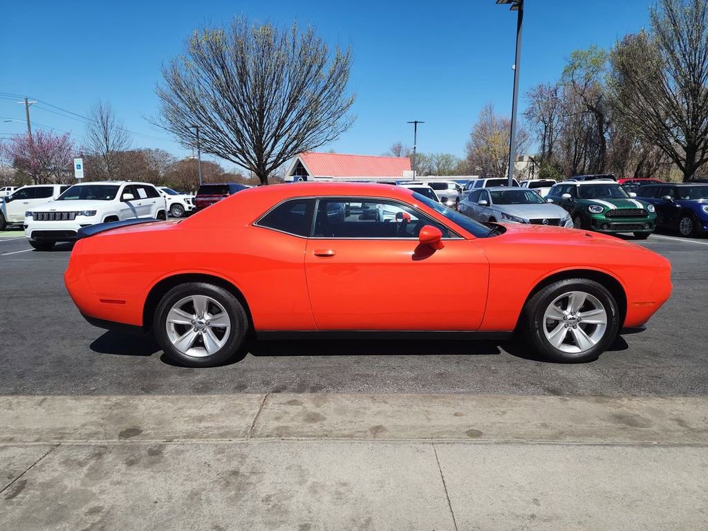 Used 2023 Dodge Challenger SXT image 9