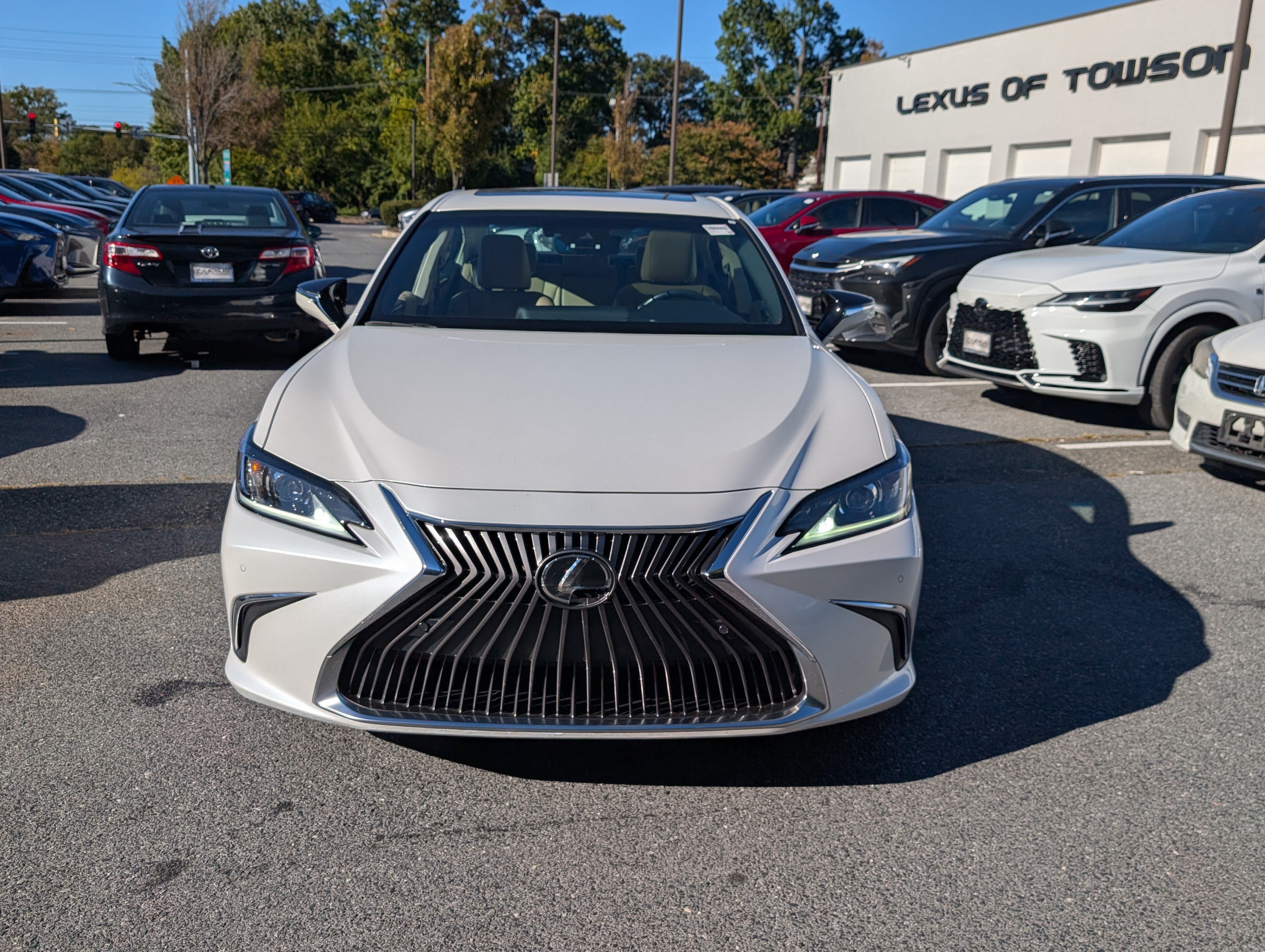 Used 2019 Lexus ES 350 w/ Premium Package FWD image 8
