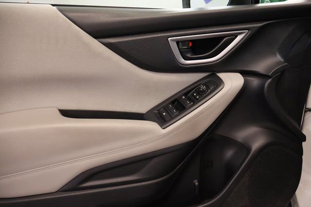 Used 2022 Subaru Forester Base image 9