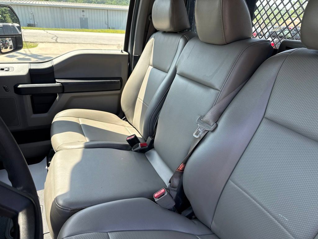 Used 2017 Ford F550 4x4 Regular Cab Super Duty image 20