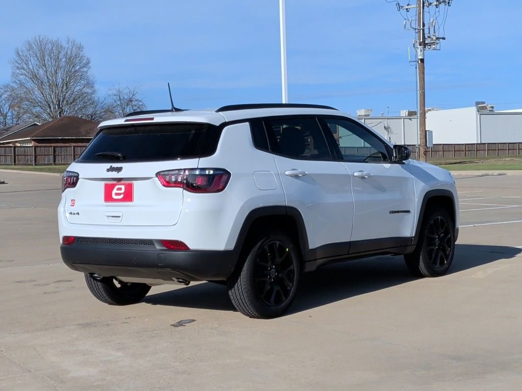 New 2026 Jeep Compass Altitude image 8