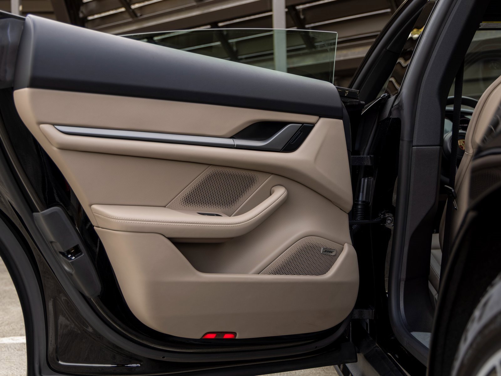 New 2025 Porsche Taycan 4S image 36