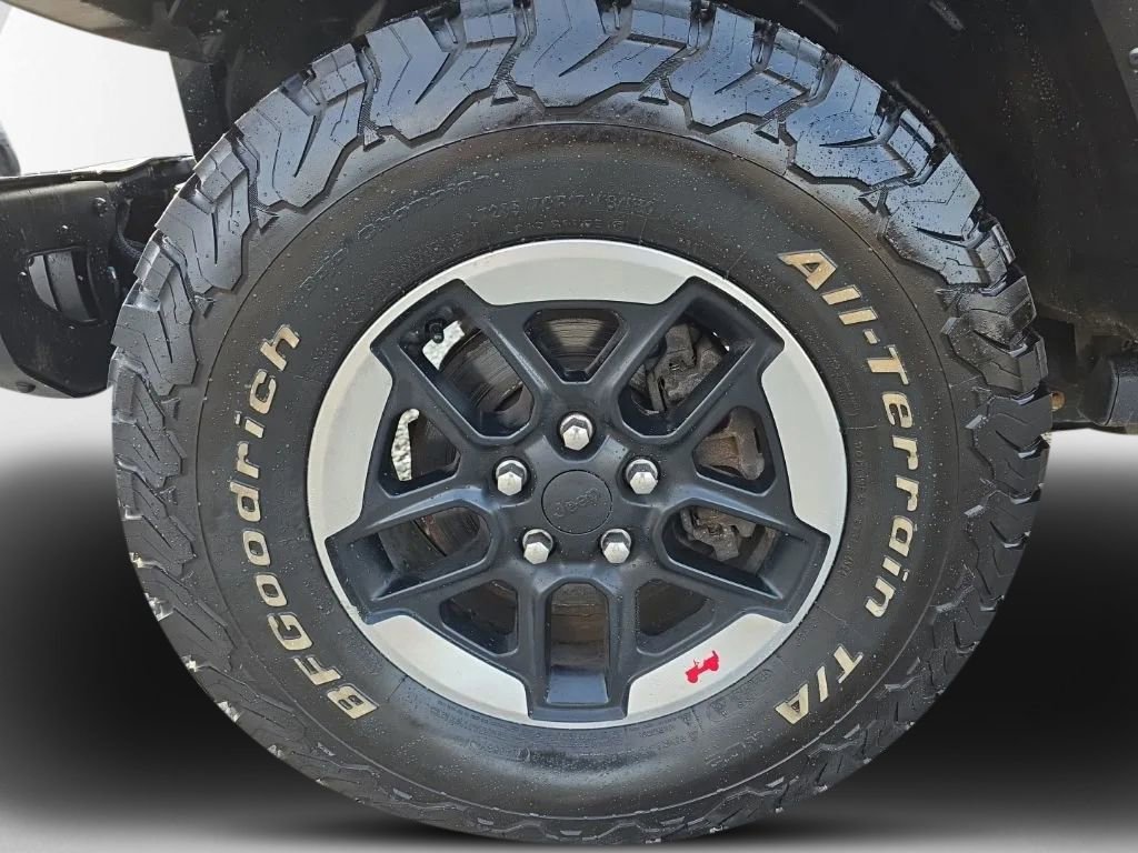 Used 2021 Jeep Wrangler Unlimited Rubicon AWD/4WD image 10