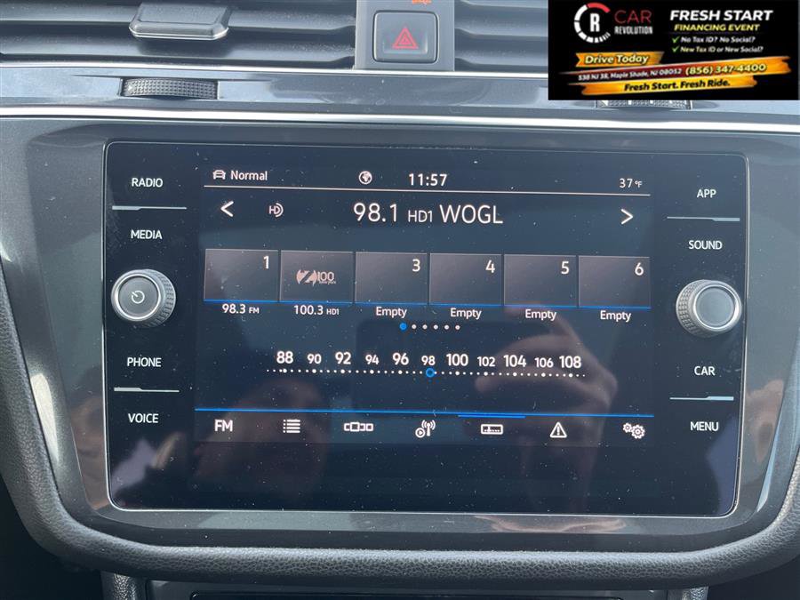 Used 2022 Volkswagen Tiguan SE image 10