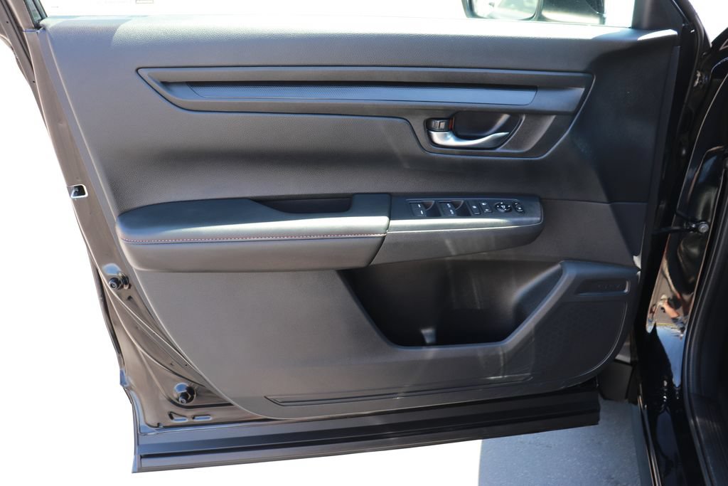 Used 2025 Honda CR-V Sport image 10