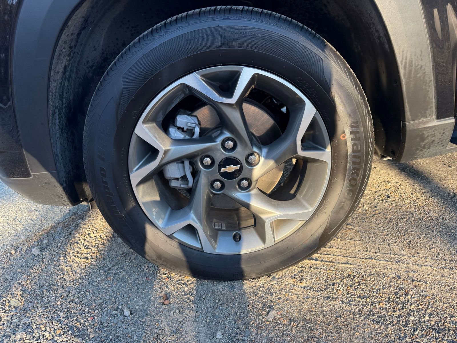 Used 2025 Chevrolet Trax LT image 28