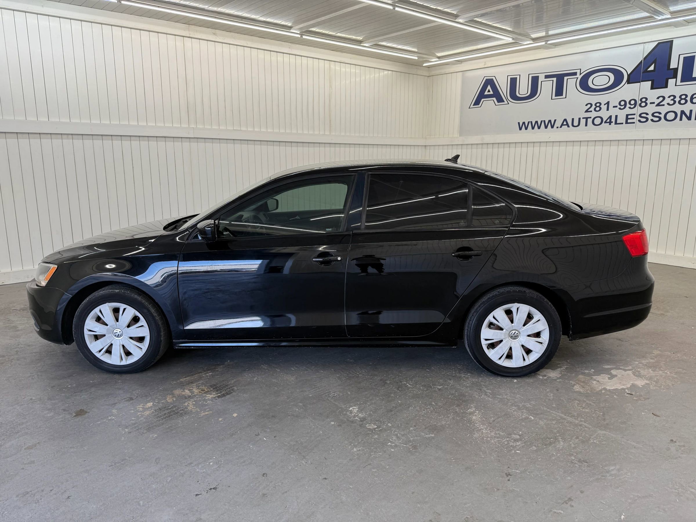 Used 2014 Volkswagen Jetta TDI Value Edition image 8