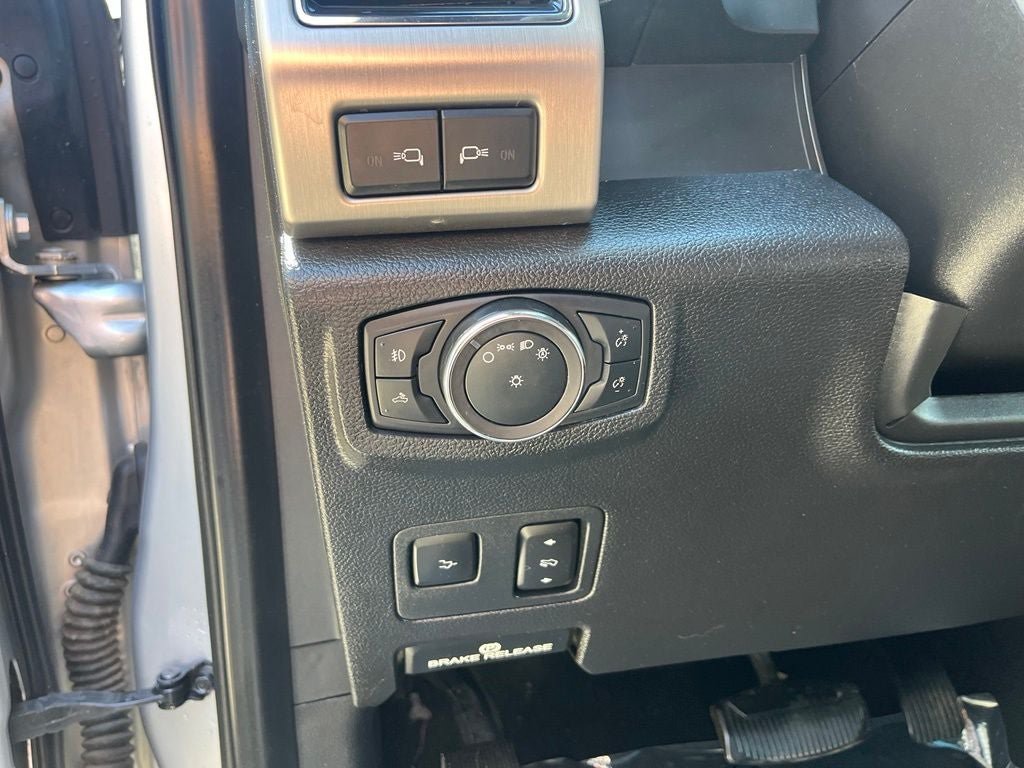 Used 2019 Ford F250 Platinum w/ Platinum Ultimate Package AWD/4WD image 37