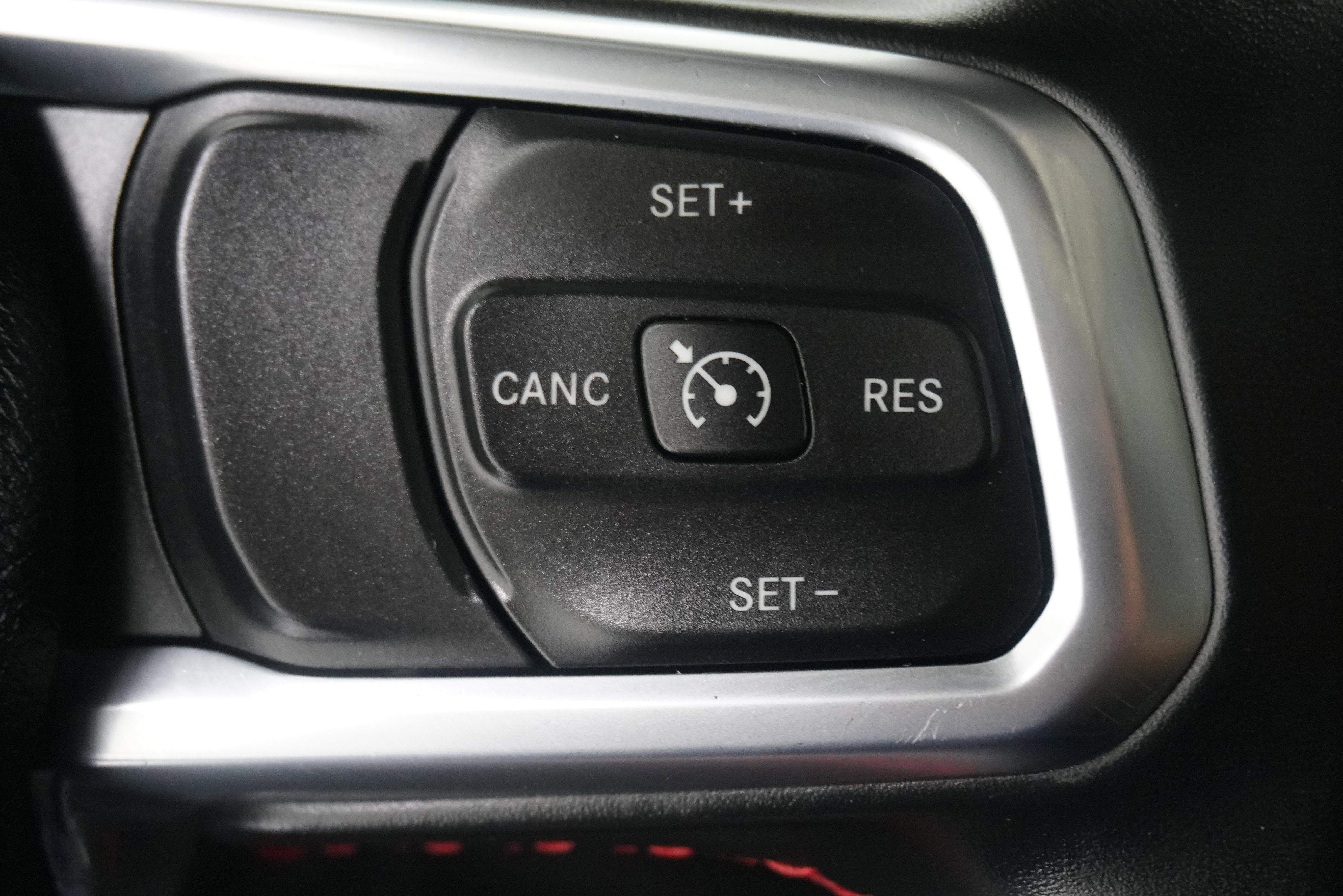 Used 2022 Jeep Gladiator Rubicon w/ LED Lighting Group AWD/4WD image 14