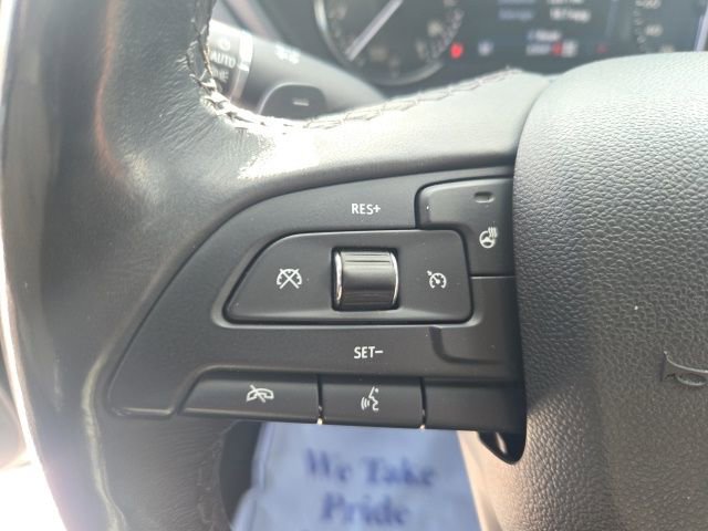 Certified 2019 Cadillac XT4 Premium Luxury w/ Cold Weather Package image 19