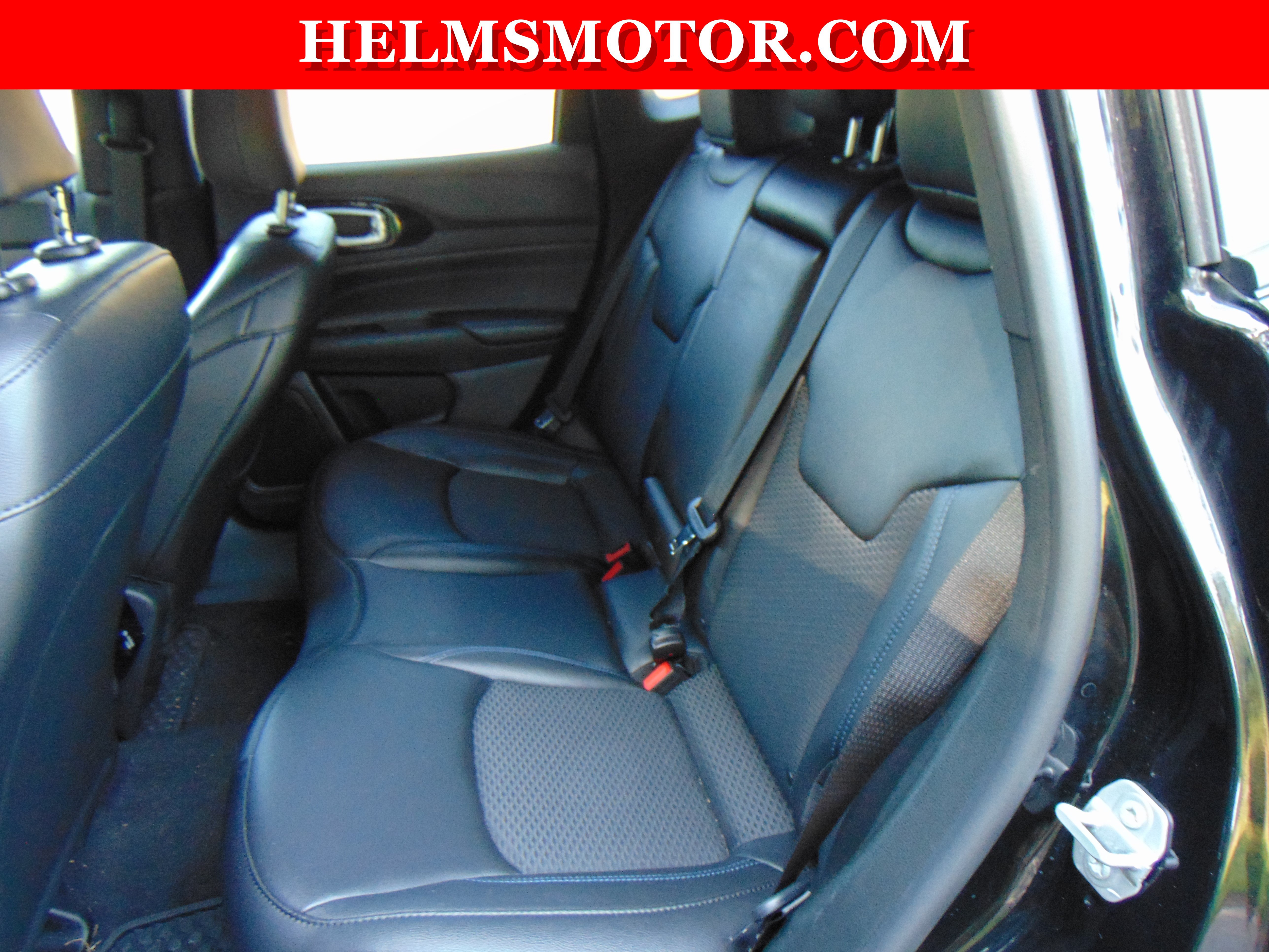 Certified 2025 Jeep Compass Latitude w/ Convenience Group AWD/4WD image 33