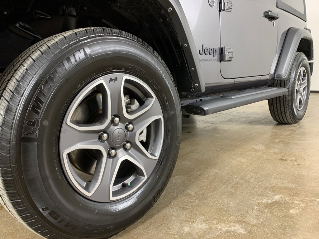 Used 2022 Jeep Wrangler Sport S image 2