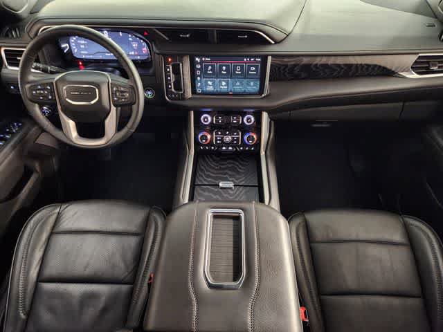 Used 2023 GMC Yukon Denali AWD/4WD image 4
