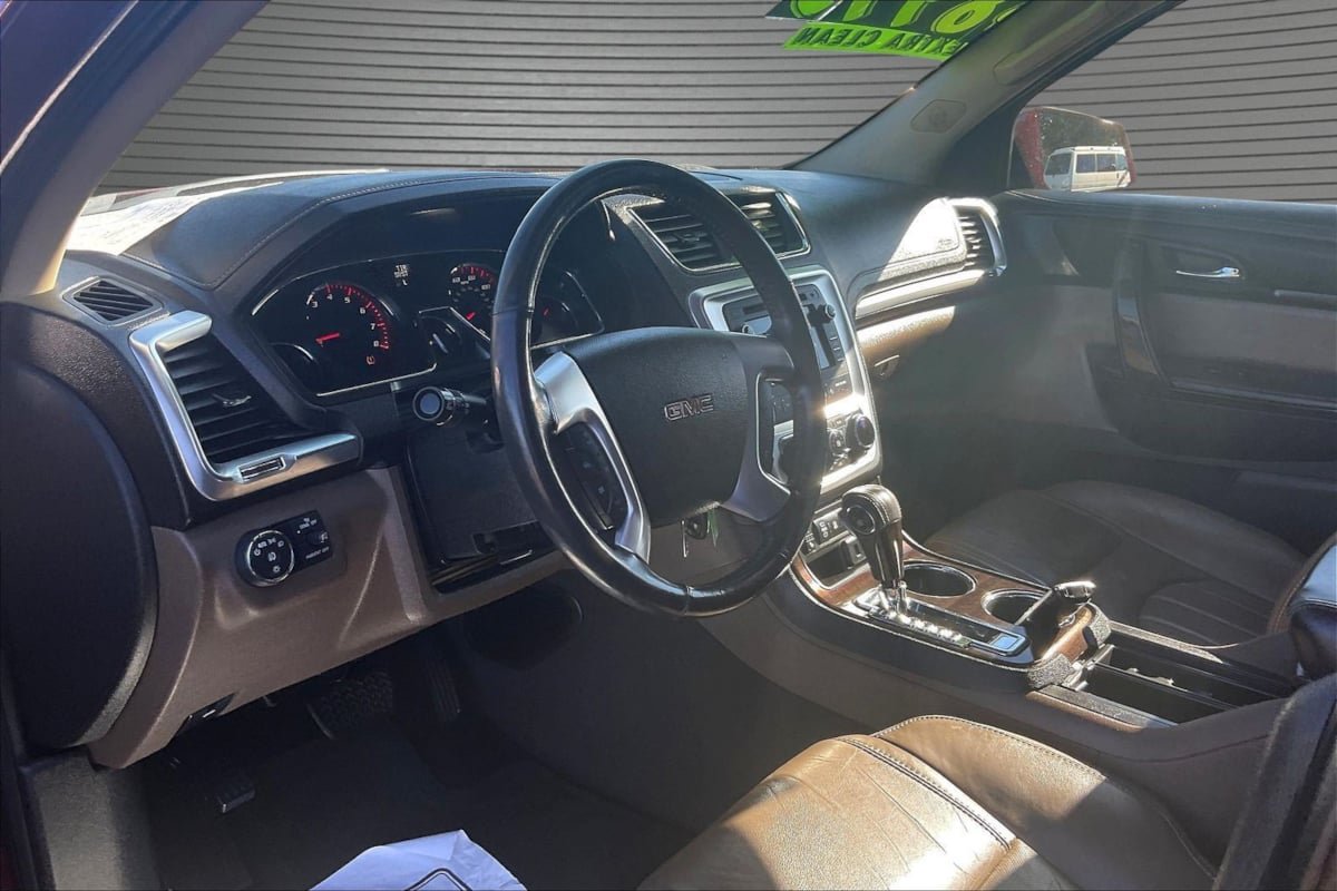 Used 2016 GMC Acadia SLT w/ Open Road Package AWD/4WD image 16