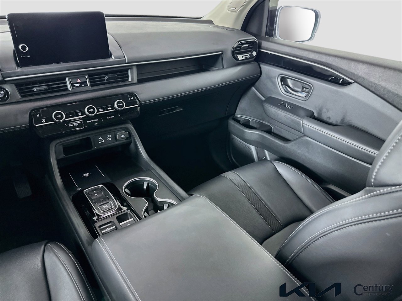Used 2023 Honda Pilot Touring image 23