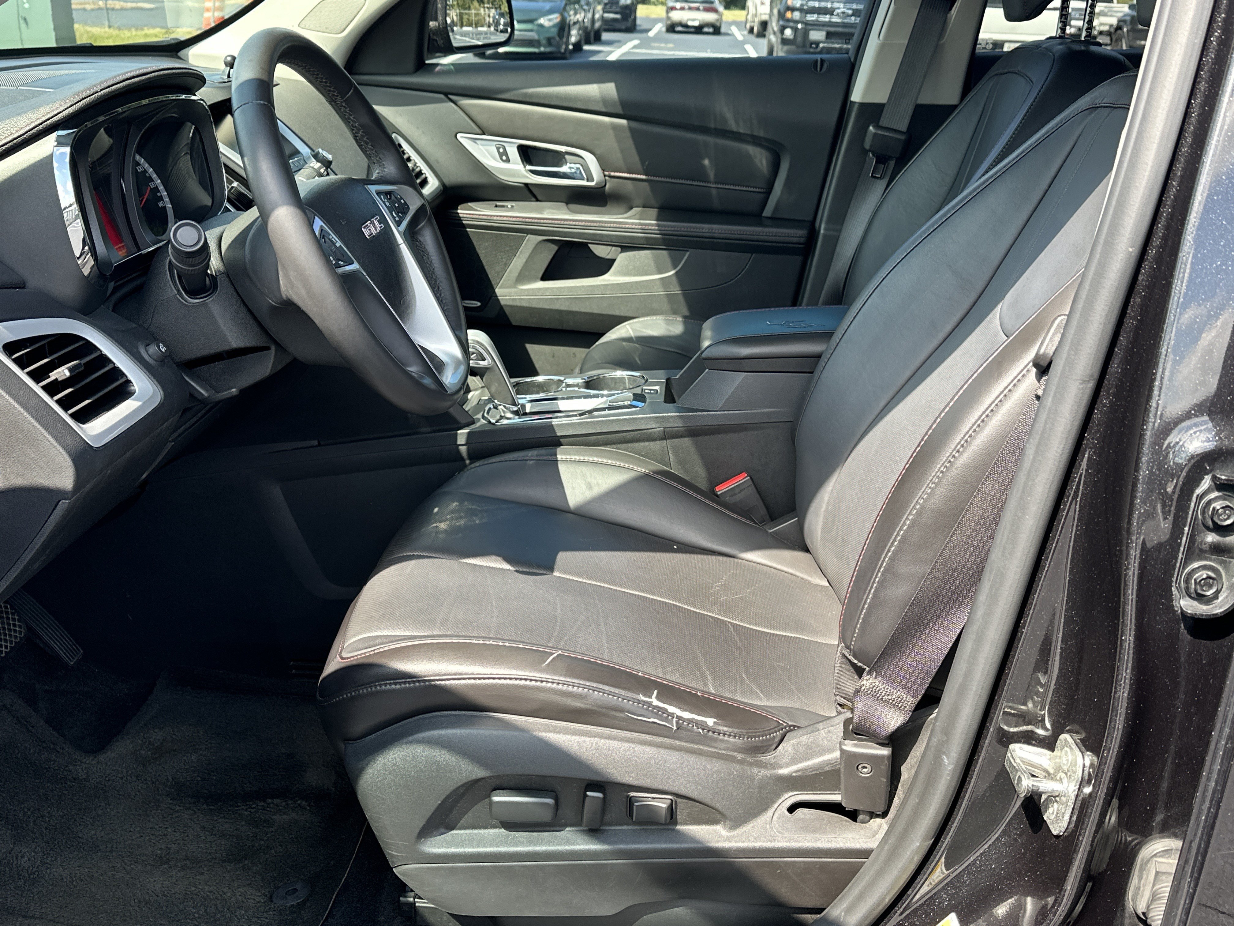 Used 2015 GMC Terrain SLT w/ Open Road Package FWD image 9
