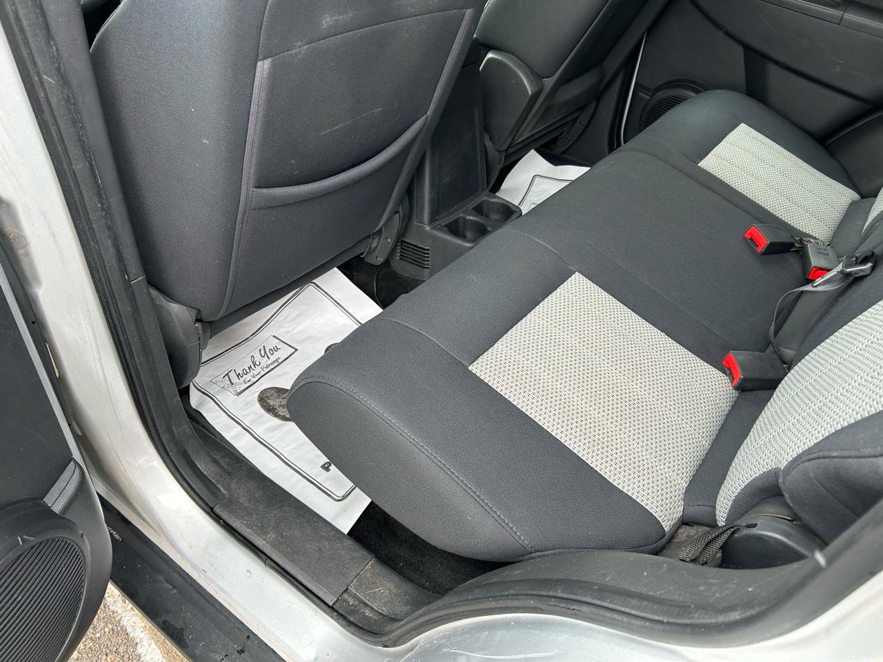 Used 2010 Jeep Liberty Sport image 9