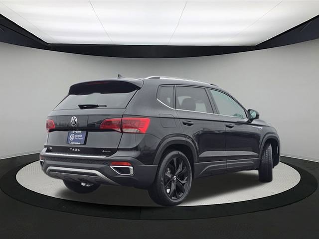 Certified 2023 Volkswagen Taos SE w/ Panoramic Sunroof Package image 7