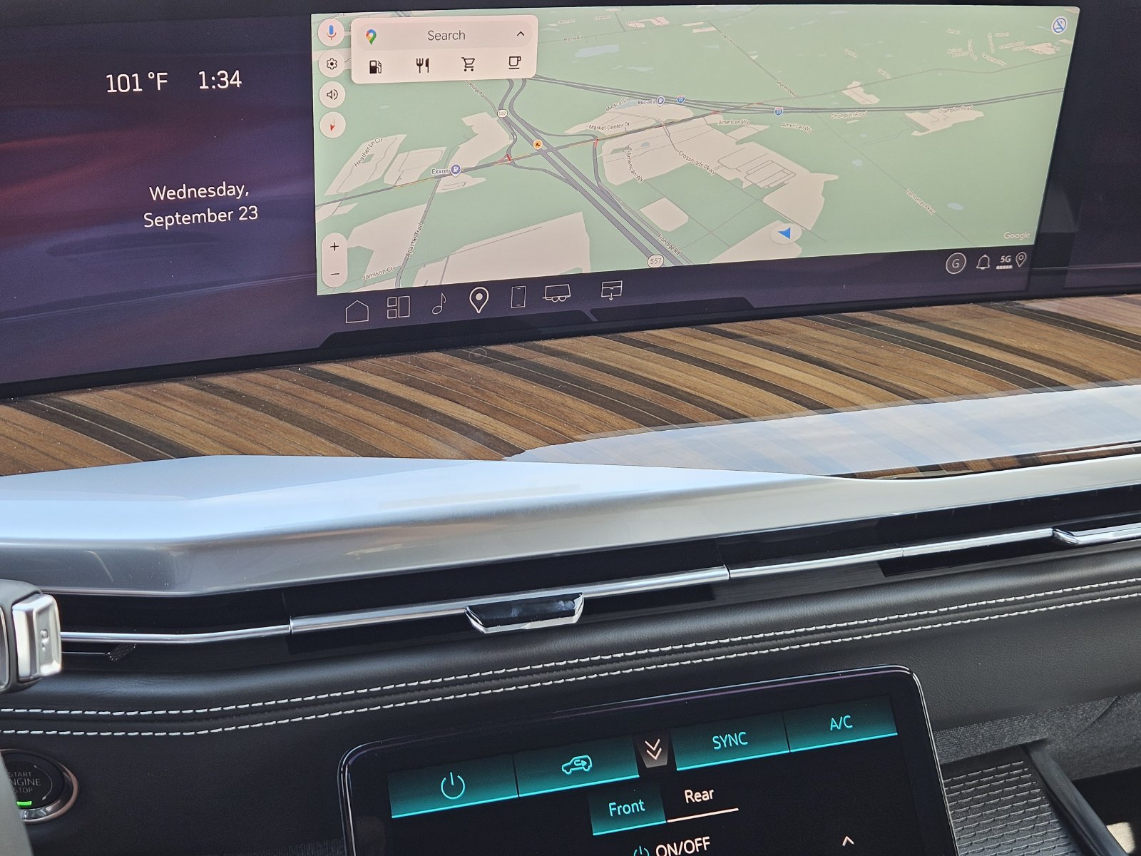New 2027 Cadillac Escalade Platinum Sport AWD/4WD image 18