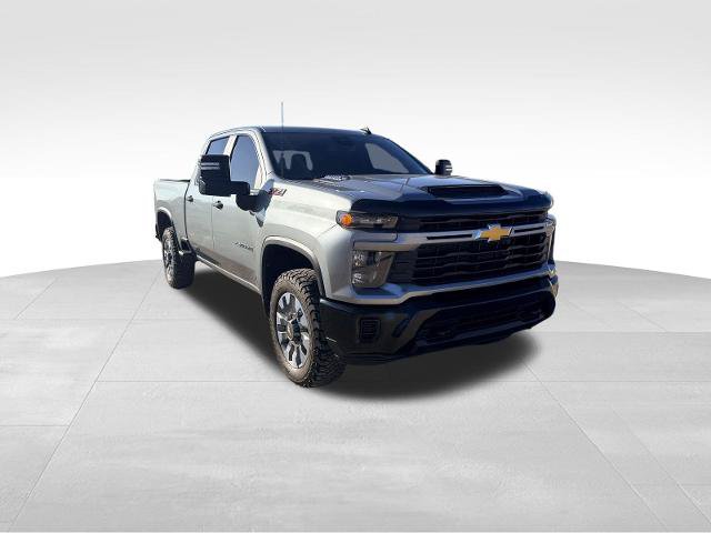Used 2024 Chevrolet Silverado 2500 Custom w/ Custom Value Package AWD/4WD image 3
