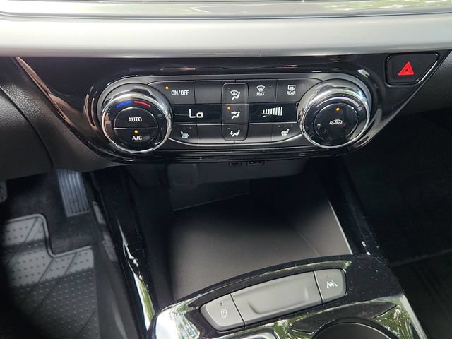 New 2026 Chevrolet Trax LT w/ Driver Confidence Package FWD image 28