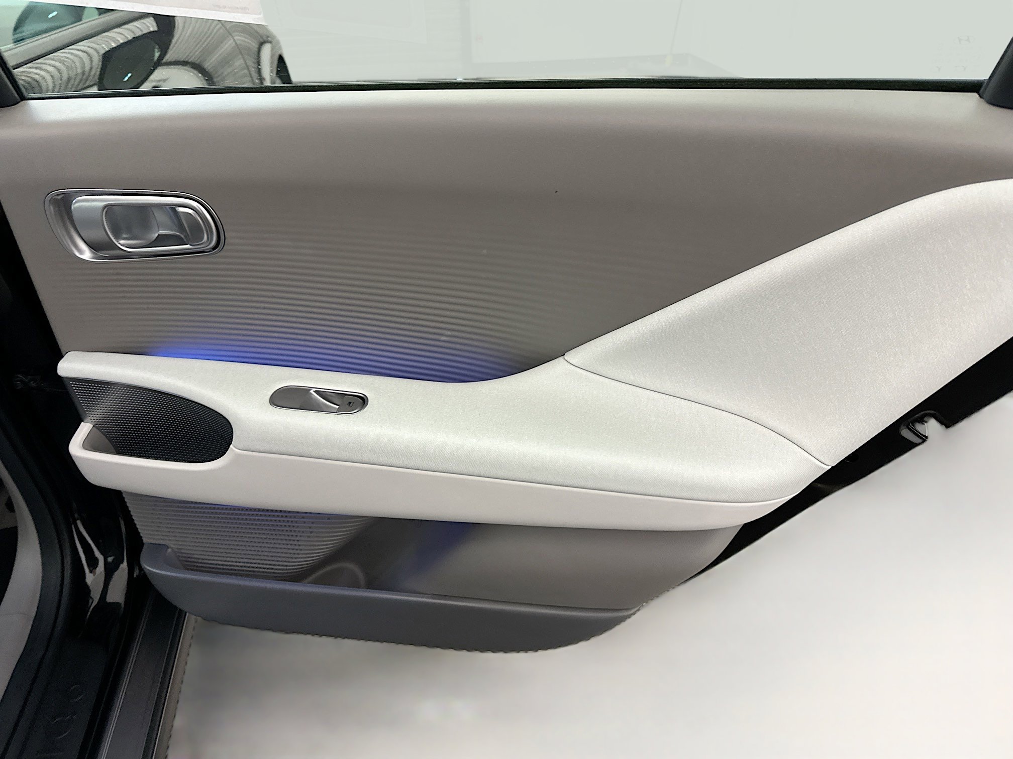 Used 2023 Hyundai Ioniq 6 SEL image 32