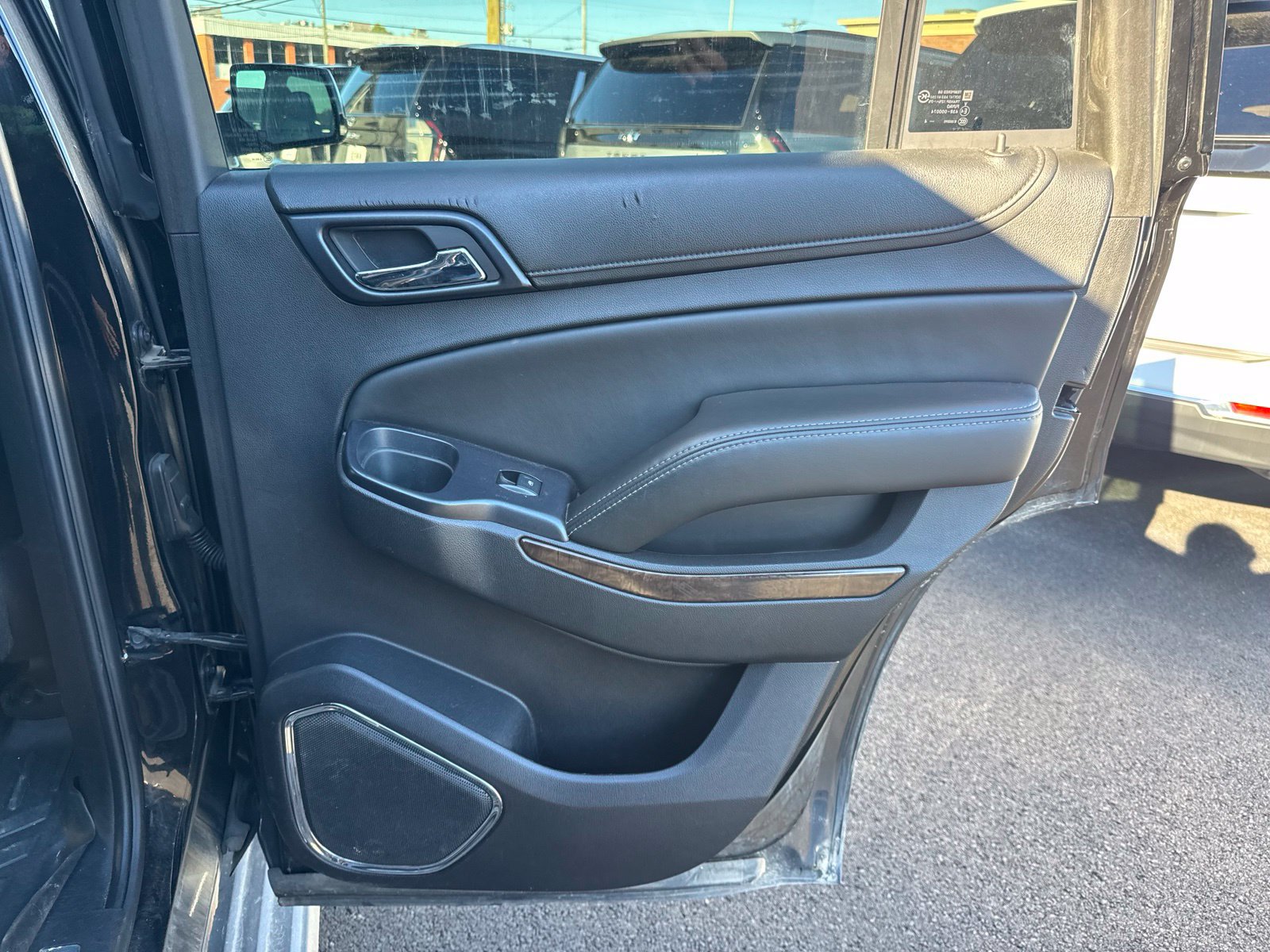 Used 2015 Chevrolet Tahoe LT w/ Max Trailering Package AWD/4WD image 29