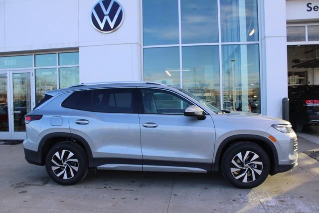 New 2026 Volkswagen Tiguan S FWD image 3