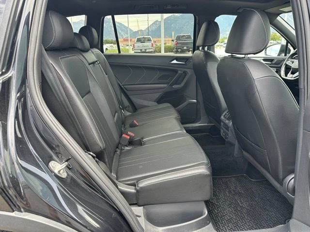 Used 2023 Volkswagen Tiguan SE R-Line AWD/4WD image 29