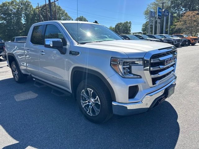 Used 2019 GMC Sierra 1500 SLE w/ SLE Value Package AWD/4WD image 4