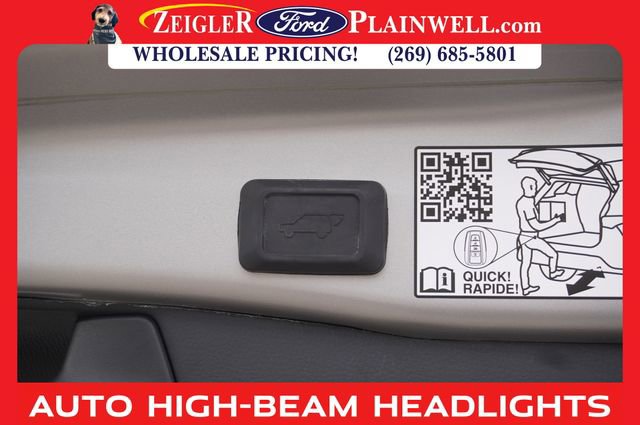 Used 2022 Toyota RAV4 XSE image 11