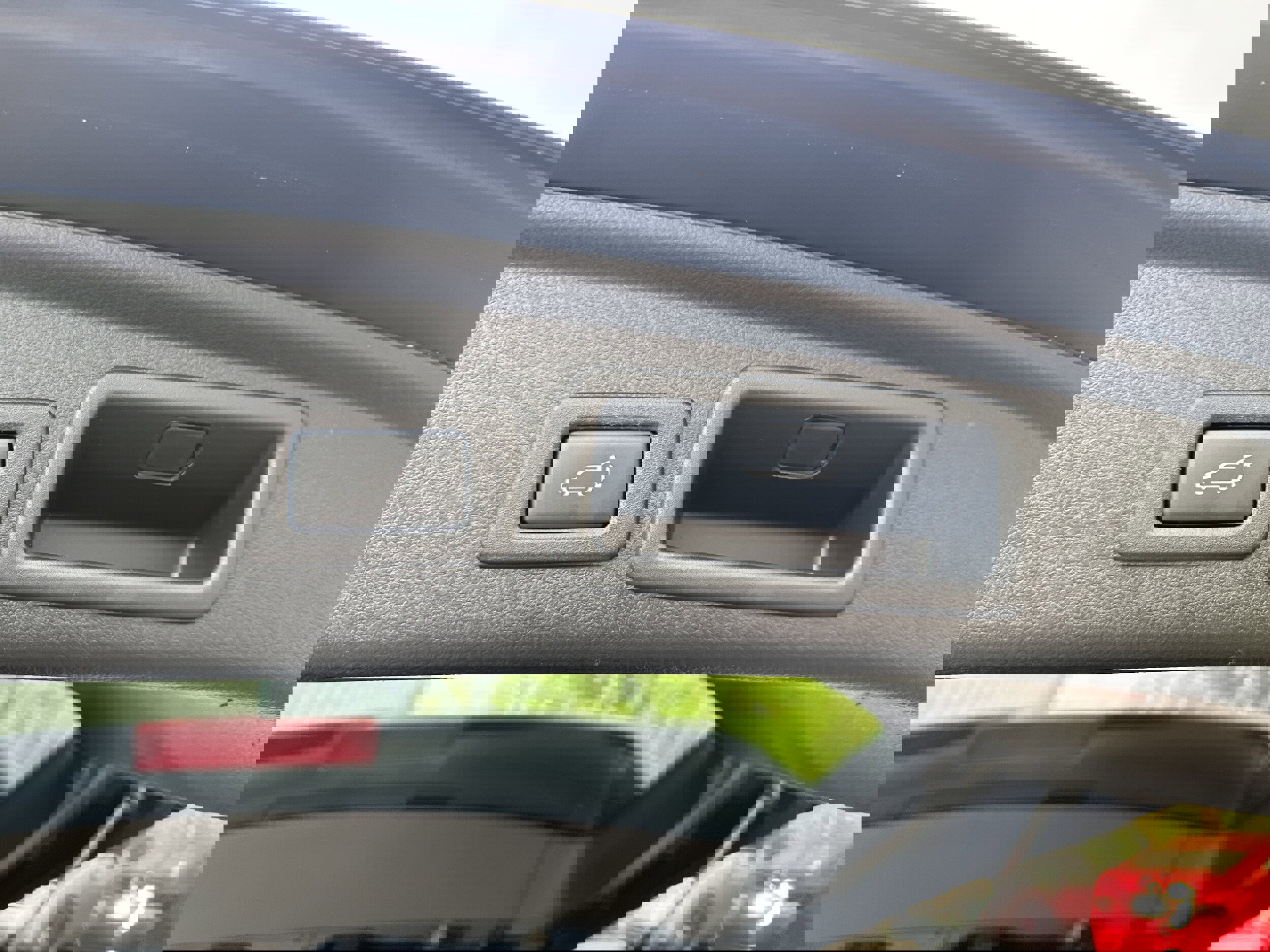 Used 2018 Subaru Forester 2.5i Touring w/ Popular Package #3B AWD/4WD image 14