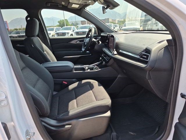 Used 2025 Chevrolet Traverse LT w/ Driver Confidence Package AWD/4WD image 31