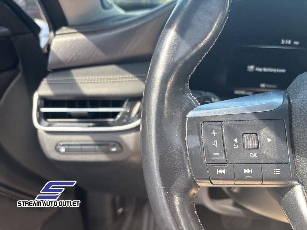 Used 2022 INFINITI QX60 Sensory w/ Cargo Package image 26