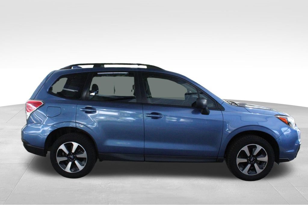 Used 2017 Subaru Forester 2.5i w/ Alloy Wheel Package AWD/4WD image 17