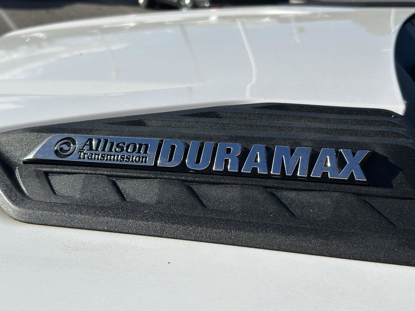 Used 2023 Chevrolet Silverado 2500 LT image 7