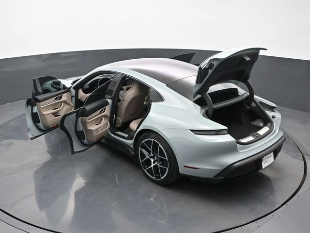 Certified 2025 Porsche Taycan AWD/4WD image 28