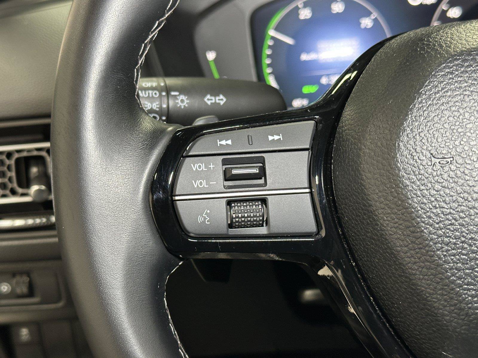 Used 2025 Honda Civic FWD Hybrid Sedan image 25