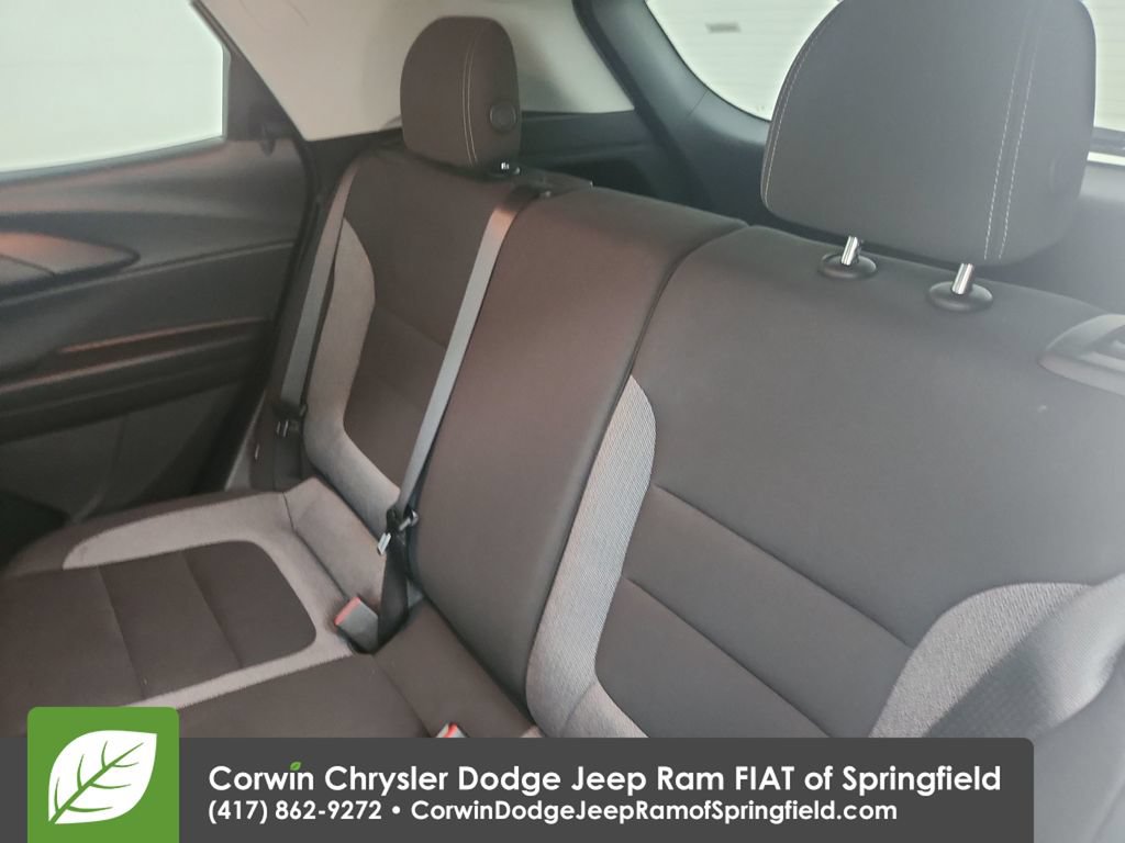 Used 2025 Chevrolet TrailBlazer LT AWD/4WD image 28