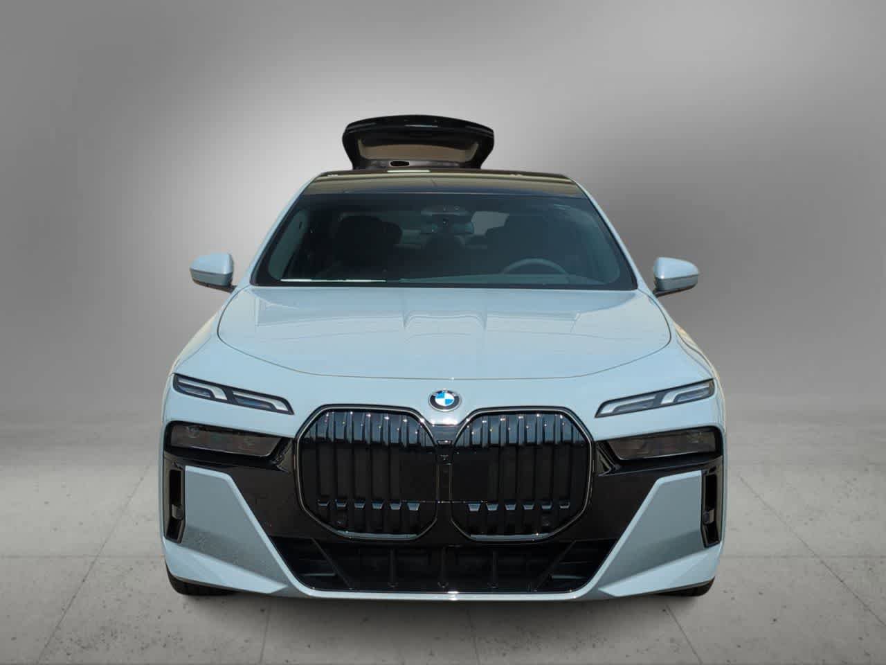 New 2025 BMW 740i xDrive AWD/4WD image 3
