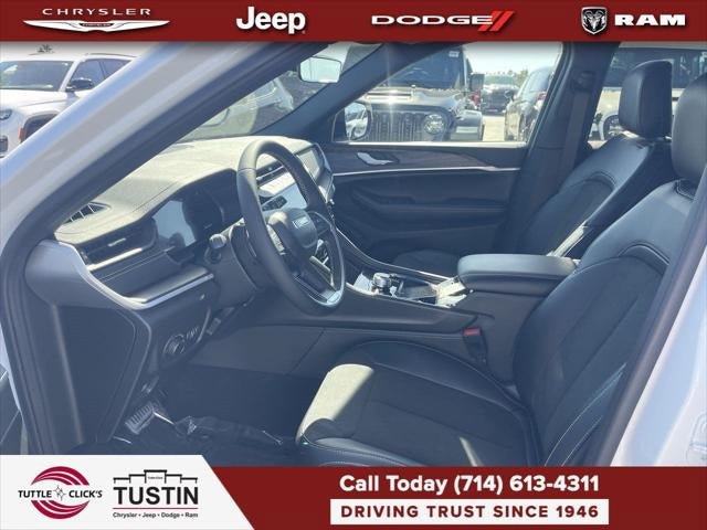New 2027 Jeep Grand Cherokee Altitude AWD/4WD image 57