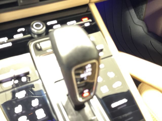 Used 2019 Porsche Cayenne S AWD/4WD image 16