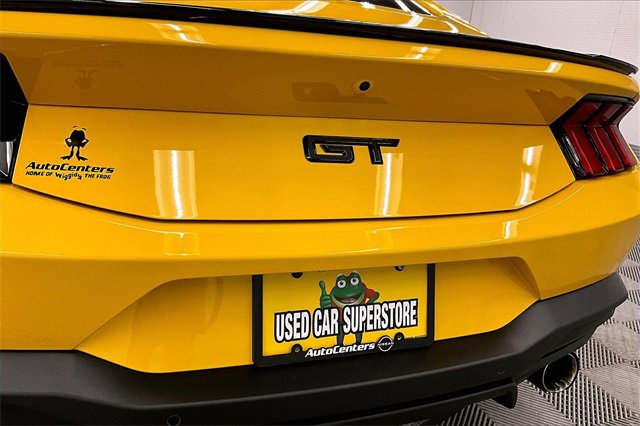 Used 2024 Ford Mustang GT Premium image 8