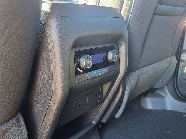 New 2026 Chevrolet Traverse LT w/ Midnight/Sport Edition image 19