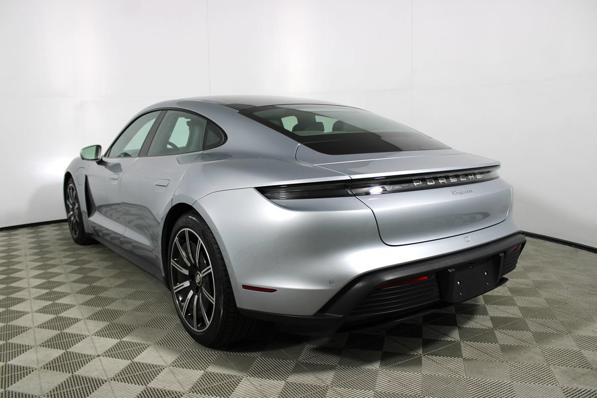 Used 2023 Porsche Taycan RWD image 4